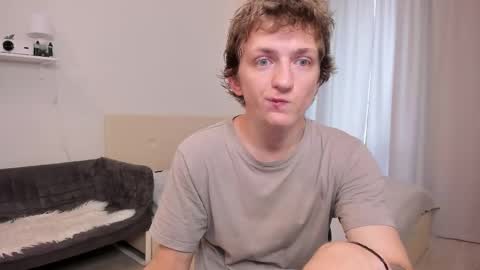 Snapshot of vince__dice chatting on September 13, 8:26 am Dimoooooon online show from September 13, 8:26 am