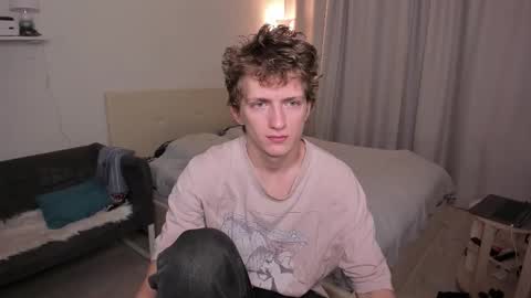 Snapshot of vince__dice chatting on September 27, 11:57 pm Dimoooooon online show from September 27, 11:57 pm