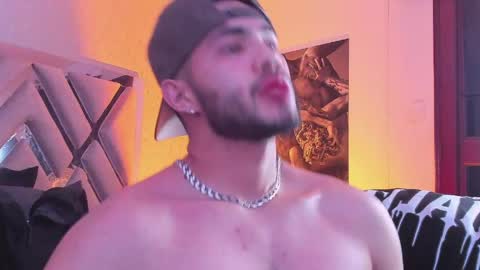 Vincent online show from April 24, 4:15 am