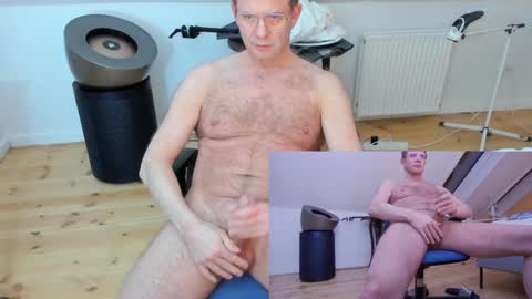 Snapshot of vitachef7 chatting on December 12, 3:48 pm viahuer7 online show from December 12, 3:48 pm