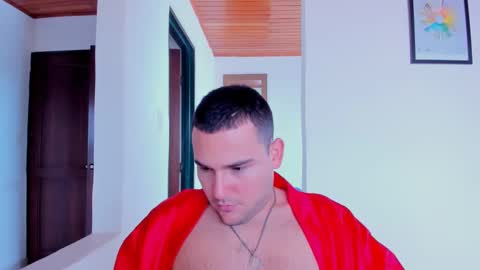 Snapshot of vito_ferrero chatting on February 25, 3:38 pm Vito Ferrer online show from February 25, 3:38 pm