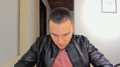 Snapshot of vito_ferrero chatting on January 20, 11:32 pm Vito Ferrer online show from January 20, 11:32 pm