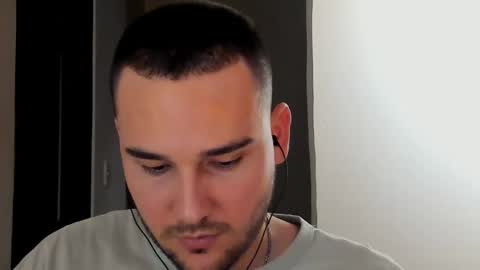 Snapshot of vito_ferrero chatting on January 17, 2:08 am Vito Ferrer online show from January 17, 2:08 am