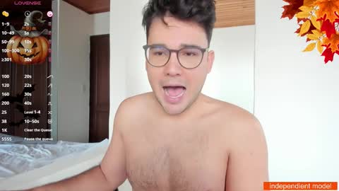 Snapshot of vito_ferrero chatting on October 5, 1:15 pm Vito Ferrer online show from October 5, 1:15 pm
