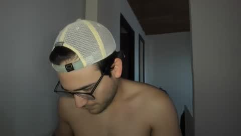 Vito Ferrer online show from March 9, 11:15 am