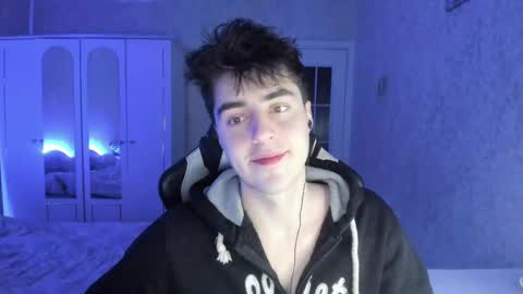 Snapshot of vlad1605 chatting on March 4, 8:27 pm Martin online show from March 4, 8:27 pm