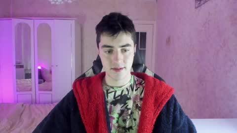 Snapshot of vlad1605 chatting on January 6, 5:06 pm Martin online show from January 6, 5:06 pm