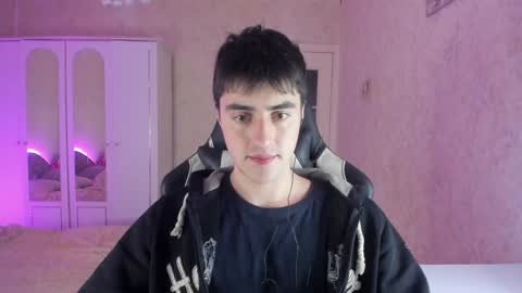 Snapshot of vlad1605 chatting on January 13, 2:07 am Martin online show from January 13, 2:07 am