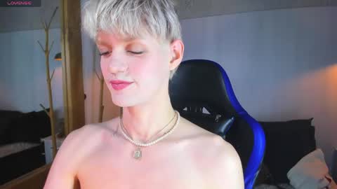 Vlad  online show from June 8, 3:13 pm