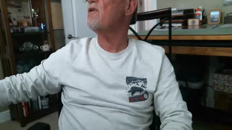 Vueuorme online show from January 5, 7:07 pm