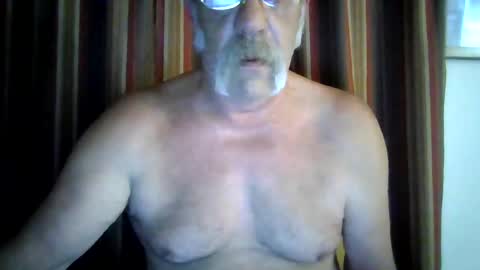 Snapshot of wahassa chatting on October 5, 9:02 am wahassa online show from October 5, 9:02 am