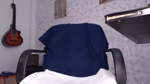 Snapshot of wake_and_bakee chatting on January 11, 1:48 am John online show from January 11, 1:48 am