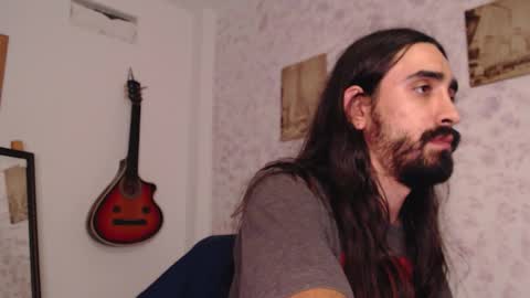 Snapshot of wake_and_bakee chatting on September 19, 2:01 am John online show from September 19, 2:01 am