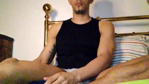 Snapshot of wali170097 chatting on March 6, 5:33 pm ghhhgh online show from March 6, 5:33 pm