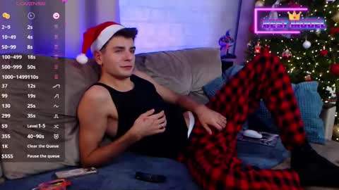 Snapshot of walt_enjoy chatting on December 26, 9:58 pm Walt Enjoy online show from December 26, 9:58 pm