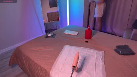 Snapshot of walt_enjoy chatting on October 2, 4:22 pm Walt Enjoy online show from October 2, 4:22 pm