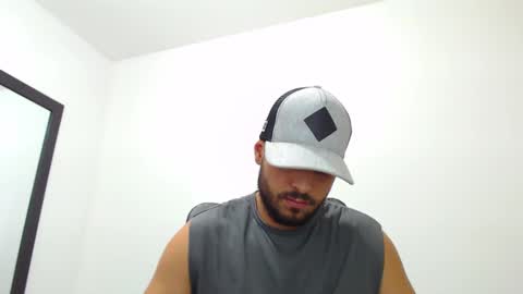 Snapshot of walter_brownn01 chatting on January 15, 5:37 pm WALTER BROWN  online show from January 15, 5:37 pm