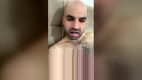 waqasshaukat762 online show from April 19, 6:21 pm