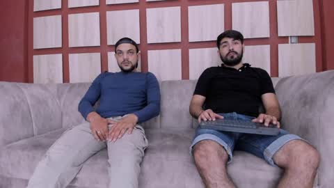 Snapshot of web_gammer_ chatting on December 12, 1:39 pm Jhonny Dick his neighbors. online show from December 12, 1:39 pm