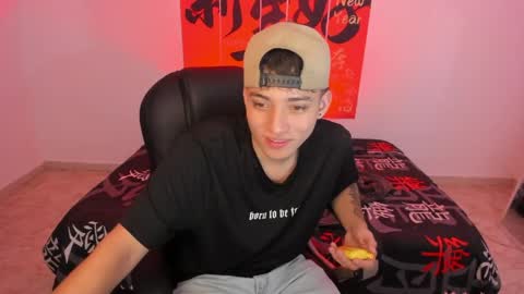 Wesley Boy online show from April 23, 7:16 pm