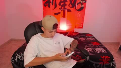 Wesley Boy online show from April 22, 6:56 pm