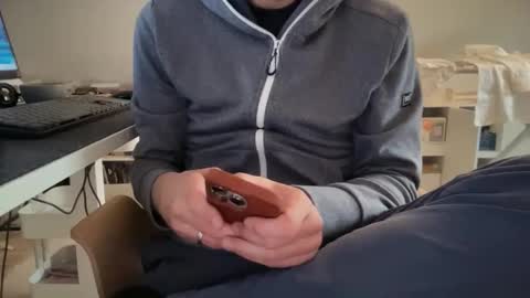 wet_adidasboy online show from October 9, 8:08 am