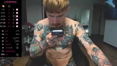 Snapshot of white_king999 chatting on January 5, 1:36 pm Max online show from January 5, 1:36 pm