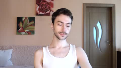 Tom online show from July 30, 2:38 pm