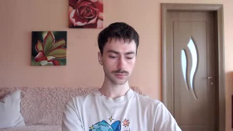 Tom online show from June 17, 3:03 pm
