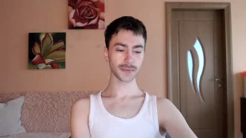 Tom online show from June 11, 11:08 am