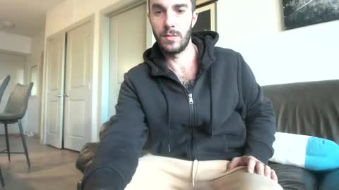 just  str8 stud nut  1000 online show from February 5, 1:40 pm