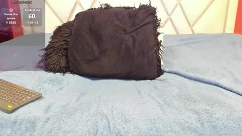 Dylan white online show from September 16, 7:14 pm