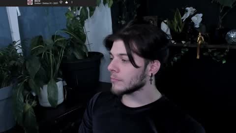 Gus online show from February 12, 9:21 pm