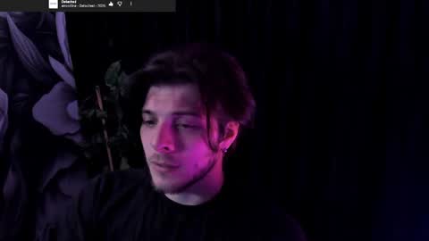 Gus online show from June 13, 9:23 pm