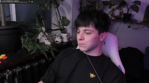 Gus online show from January 14, 8:15 pm