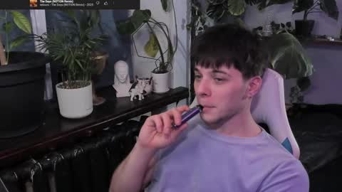 Gus online show from February 26, 8:31 pm