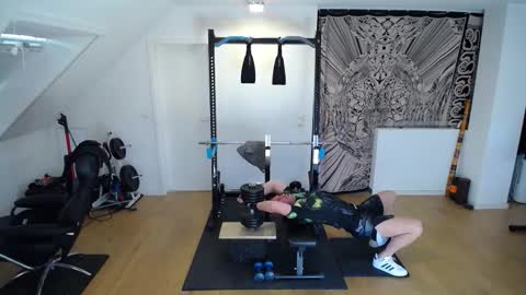 whiterabbit_86 online show from September 15, 11:22 am