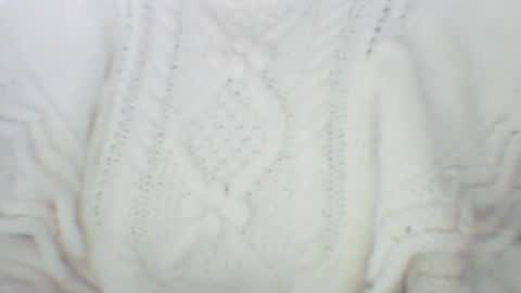 Snapshot of whitesweater chatting on January 13, 7:21 am whitesweater online show from January 13, 7:21 am