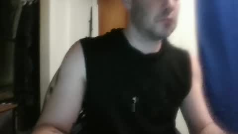 Snapshot of whiteyrm chatting on February 1, 10:37 am whiteyrm online show from February 1, 10:37 am