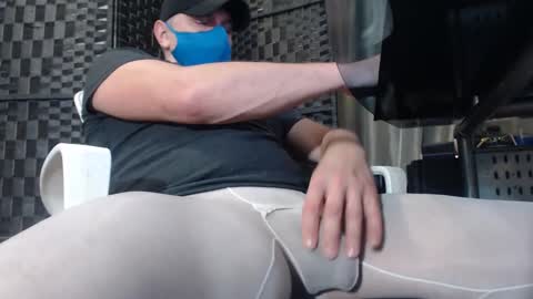 wierdstuffwithdik online show from September 22, 8:03 am