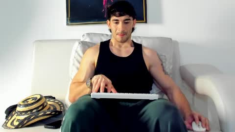 will_ferrari300 online show from April 22, 6:19 am