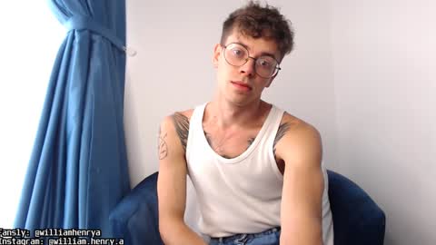 Snapshot of william_henry_a chatting on February 6, 7:56 am William online show from February 6, 7:56 am