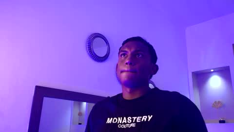 Snapshot of william_scott8 chatting on October 6, 7:18 pm William online show from October 6, 7:18 pm