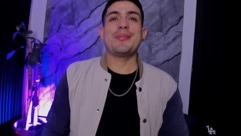 william_steel_ online show from November 4, 3:40 am