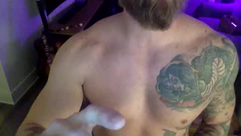 Snapshot of williamedwardthegeazy chatting on October 15, 6:32 am williamedward online show from October 15, 6:32 am