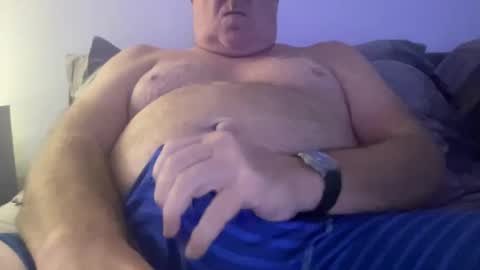 willieb777 online show from October 4, 8:13 pm