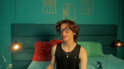 willturneer online show from March 25, 4:38 am