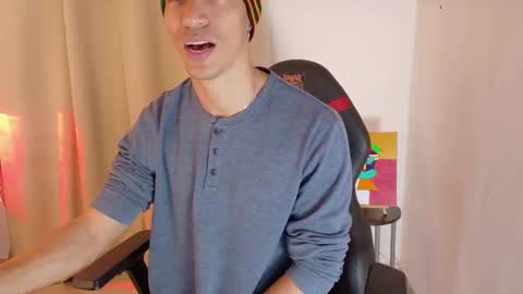 willy_veins online show from October 6, 4:55 pm