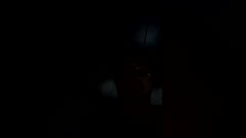 winsorisaac7 online show from May 17, 6:43 am