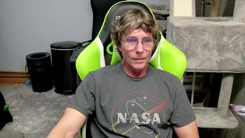 Snapshot of wirehead1970 chatting on September 11, 1:15 am wirehead1970 online show from September 11, 1:15 am